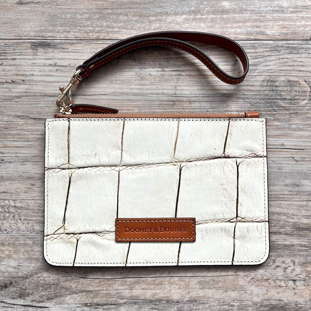 Vintage Dooney & Bourke White Croc Leather Clutch Designer Wristlet Wallet